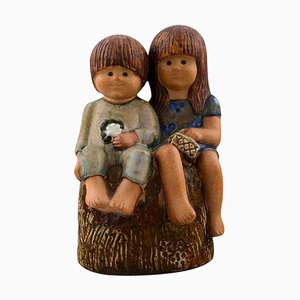 Figura de hermanos suecos esmaltados de cerámica de Lisa Larson para Gustavsberg, siglo XX