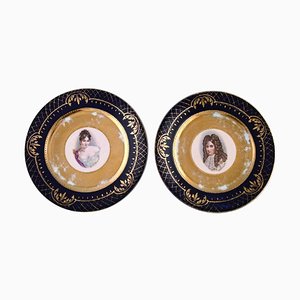 Decorative Plates in Hand-Painted Porcelain with Gold Decoration, circa 1900, Set of 2