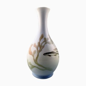 Royal Copenhagen Art Nouveau Vase mit Fischdekor