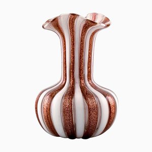 Jarrón Zanfirico de cristal de Murano soplado blanco y marrón a rayas, años 60