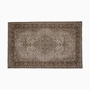 Tapis Floral Vintage en Couleurs Neutres