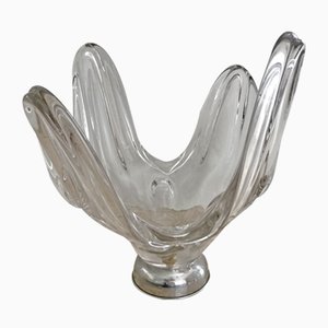 Cuenco Mid-Century moderno de vidrio soplado a mano con base de plata y base escultural, años 60