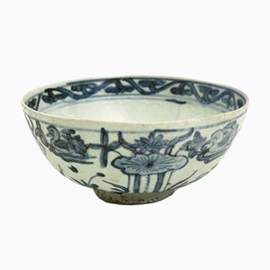 17th Century Chinese Porcelain Bowl