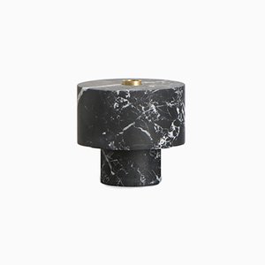 Schwarzer Marmor Kerzenhalter von Karen Chekerdjian, Made in Italy