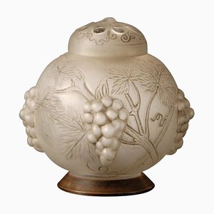 Quemador modelo Raisins de René Lalique, años 20