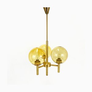 Lampadario in ottone di Uno & Östen Kristiansson per Luxus, Svezia, anni '60