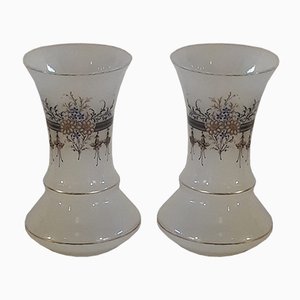Opalweiße Mid-Century Vasen, 2er Set