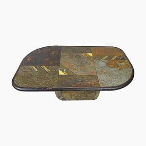 Tavolino brutalista in pietra, ardesia e ottone attribuito a Paul Kingma