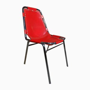 Sedia in pelle rossa di Charlotte Perriand per Les Arcs, anni '60