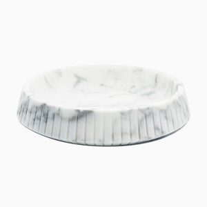 Centro de mesa rayado de mármol de Carrara blanco de Fiammettav Home Collection