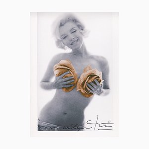 Bert Stern "Marilyn Monroe Gold Abricot Wink Roses" 2012