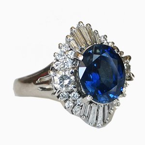 Platinum Ring with Sapphire and Diamonds 3.45 Karats