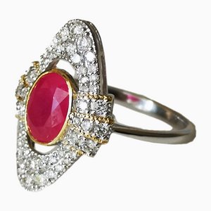 Ring in Weißgold und 18 Karat Gelbgold im Art Deco Stil Rubin und Diamanten