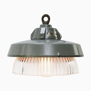 Lampe à Suspension Industrielle Vintage en Métal Gris et Verre Holophane Rayé Transparent