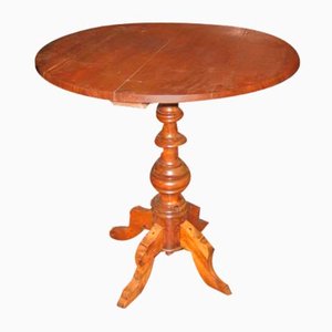 Italian Round Table in Walnut, 1800s