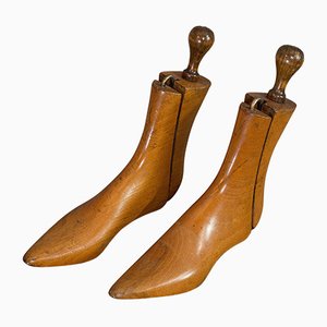 Antique Edwardian English Beech Shoemakers Lasts, 1910s, Set of 2