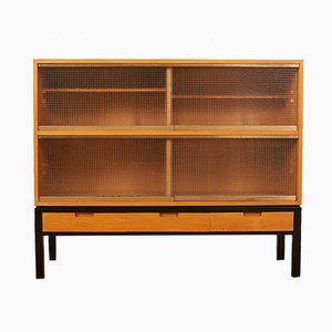 Schwarz Lackiertes Schweizer Mid-Century Highboard aus Massivholz & Ulme Furnier