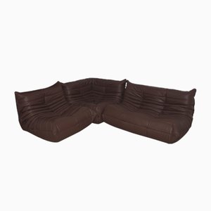 Poltrona Togo in pelle marrone scuro e divano a due posti di Michel Ducaroy per Ligne Roset, set di 3