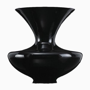 Amphora Master aus Glas mit weißem Interieur und Exterieur in Schwarz von VGnewtrend