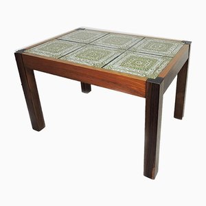 Mesa de centro con tablero de azulejos verde y marco de palisandro, años 70