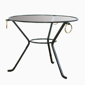 Mesa de centro francesa de metal lacado en negro, vidrio y latón de Jacques Adnet, años 50