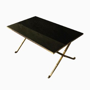 Mesa de centro italiana de latón dorado de imitación de bambú con superficie de vidrio opalino negro, años 60