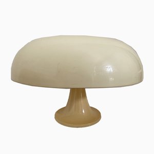 Lámpara de mesa modelo Nesso de plástico de Giancarlo Mattioli para Artemide, años 70