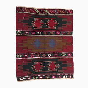 Kleiner türkischer Vintage Kelim-Teppich aus Wolle in Schwarz, Rot und Blau, 1950er