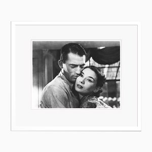 Audrey Hepburn Roman Holiday Archival Pigment Print in Weiß von Alamy Archives gerahmt