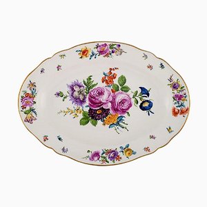 Grand Plat Antique en Porcelaine Peinte à la Main avec Motifs Floraux de KPM, Berlin