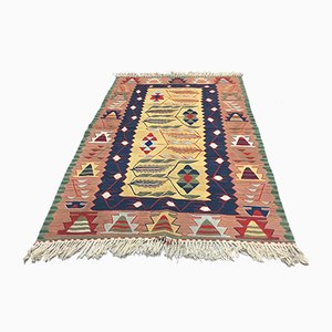 Tapis Kilim Tribal Vintage Beige, Bleu, Rose et Jaune, Turquie, 1960s