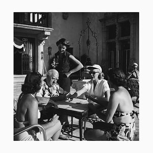 Imprimé Gélatine Four For Canasta Argenté Noir par Slim Aarons