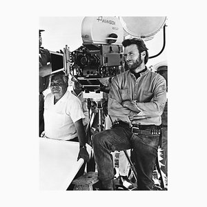 Clint Eastwood Archival Pigment Print in Weiß gerahmt