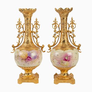 Antike Vasen aus Vergoldeter Bronze und Lackiertem Porzellan, 2er Set