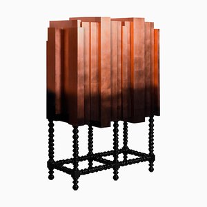 Mueble bar de caoba maciza, chapa de cobre y laca