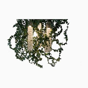 Lampada da soffitto Flower Power con vetro di Murano e ghirlanda di edera artificiale di VGnewtrend