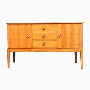 Credenza Mid-Century in noce di Gordon Russell, anni '60