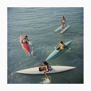 Affiche Lake Tahoe Trip Oversize Encadrée Blanche par Slim Aarons