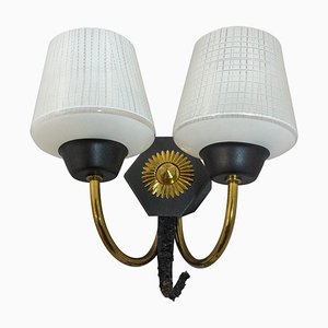 Französische Mid-Century Wandlampe mit 2 Leuchten aus Originalglas & Messing, 1940er