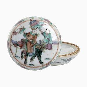 Caja china vintage policromada de porcelana con tapa