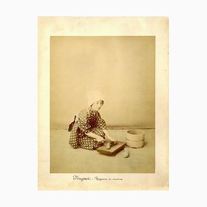 Stampa Japanese Woman di Shin E Do - Stampa colorata a mano adalbum 1870/1890 1870/1890