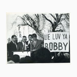 Robert Kennedy durante su campaña electoral - Foto de Robert Grossman - 1968 1968