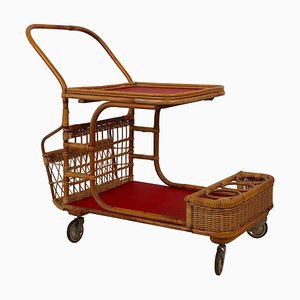 Carrito de bar Mid-Century de mimbre con estantes rojos, años 50