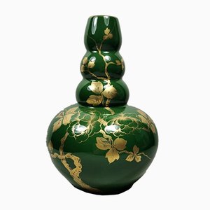 Vase Art Deco en Terracotta Vert Émaillé avec Décorations Dorées de Sainte-Radegonde,