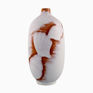 Vaso in ceramica smaltata bianca con conchiglie di Anna Lisa Thomson, anni '50