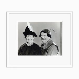 Laurel and Hardy in Babes in Toyland Archivdruck in Weiß von Bettmann