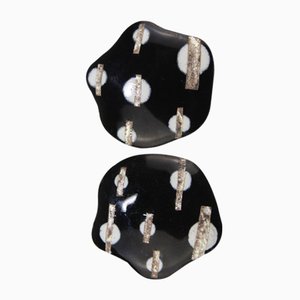 Pinzas para las orejas esmaltadas de Atelier Casanova, años 50. Juego de 2