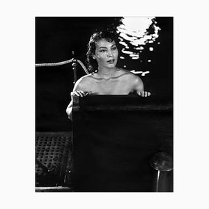 Impresión Archival Pigment de Ava Gardner enmarcada en negro de Alamy Archives