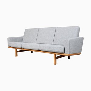 Mid-Century 3-Seater Sofa by Hans J. Wegner for Getama