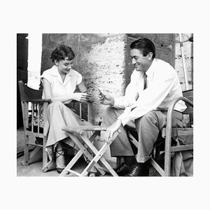 Stampa a pigmenti di Audrey Hepburn e Gregory Peck con cornice nera